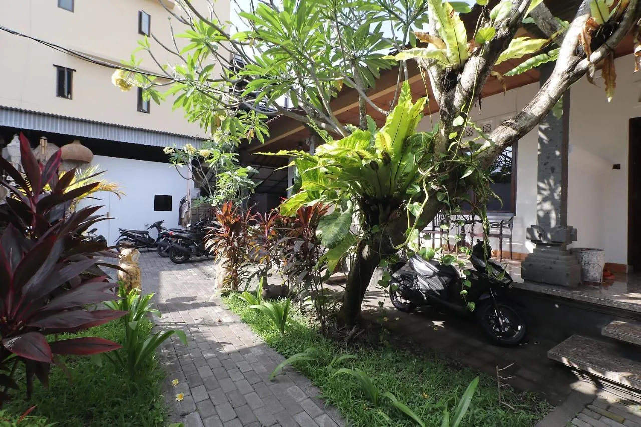 Guest House 882 Petitenget Seminyak Indonesien